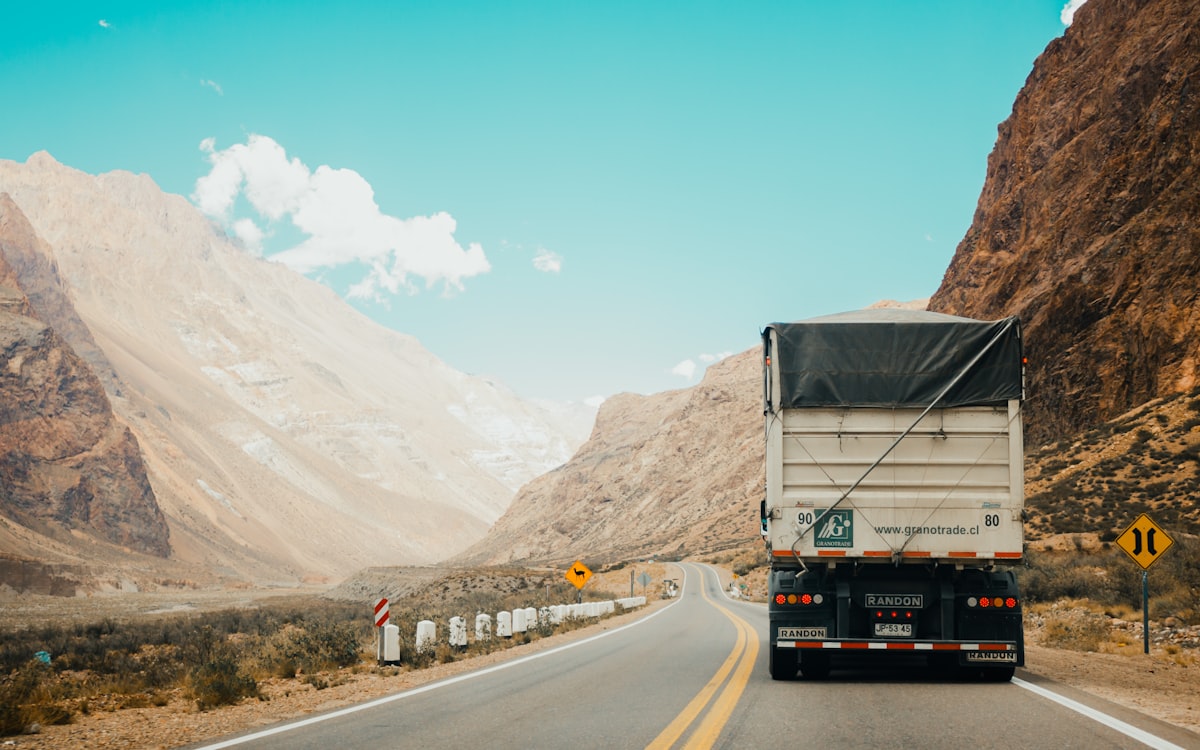 Freight truck